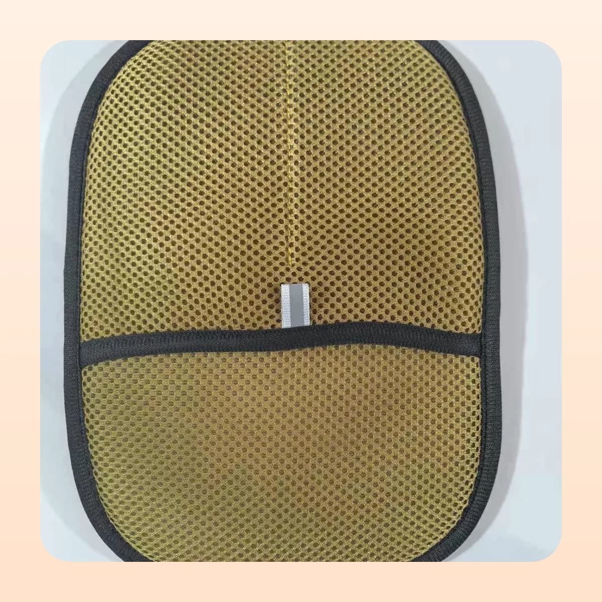 Kindral static hair-removal mitt in olive